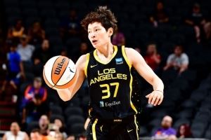 经纪人:接下来再有机会的话 杨力维还想去WNBA